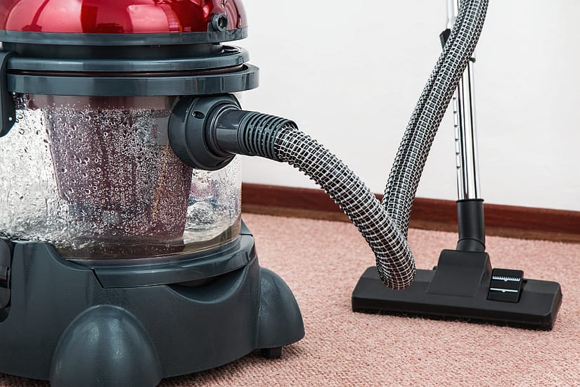 6 Tips for Maintaining Your Vacuum Cleaner at Top Performance